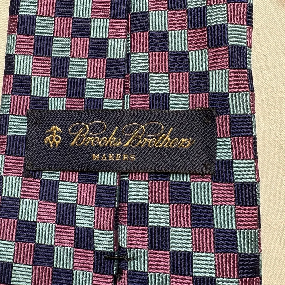 Brooks Brothers excellent pre
